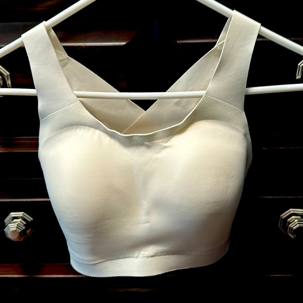 Lululemon bra